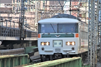 JR東日本 クハ185形 クハ185-106 鉄道フォト・写真 by 鉄道のお爺さんさん ：2013年04月28日08時ごろ