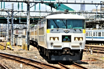 JR東日本 クハ185形 クハ185-202 鉄道フォト・写真 by 鉄道のお爺さんさん ：2013年05月04日12時ごろ