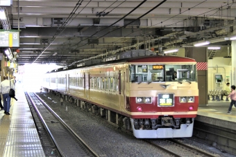 JR東日本 クハ185形 クハ185-214 鉄道フォト・写真 by 鉄道のお爺さんさん ：2013年05月04日11時ごろ