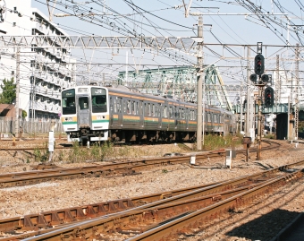 JR東日本 クハ210形 クハ210-6 鉄道フォト・写真 by 鉄道のお爺さんさん ：2005年11月18日12時ごろ