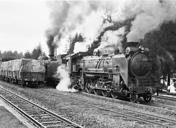 国鉄D51形蒸気機関車 D51 928+C60 奥中山駅 鉄道フォト・写真 by 鉄道