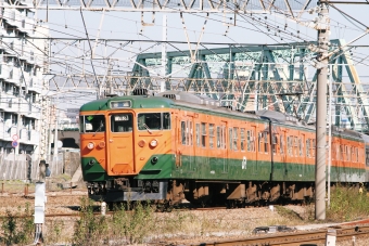 JR東日本 クハ111形 クハ111-553 鉄道フォト・写真 by 鉄道のお爺さんさん ：2005年11月18日11時ごろ