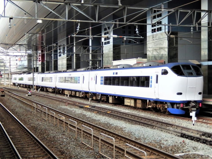 JR西日本281系電車 クロ280形(Tsc') クロ280-9 鉄道フォト・写真 by 鉄道のお爺さんさん ：2017年05月10日15時ごろ