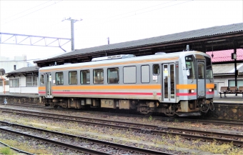 JR西日本 キハ120形 キハ120-355 鉄道フォト・写真 by 鉄道のお爺さんさん ：2017年04月11日09時ごろ