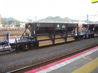 JR西日本 国鉄ホキ800形貨車 ホキ800-1859 鉄道フォト・写真 by 鉄道のお爺さんさん ：2016年06月14日00時ごろ