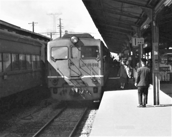 国鉄DF50形ディーゼル機関車 DF50 563 鉄道フォト・写真 by 鉄道のお爺さんさん ：1964年02月27日00時ごろ