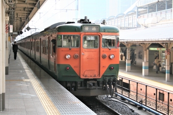 JR東日本 クハ111形 クハ111-228 鉄道フォト・写真 by 鉄道のお爺さんさん ：2005年11月23日11時ごろ