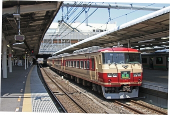JR東日本 クハ185形 クハ185-214 鉄道フォト・写真 by 鉄道のお爺さんさん ：2013年05月04日11時ごろ