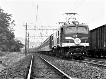 国鉄EF58形電気機関車 EF58 114 鉄道フォト・写真 by 鉄道のお爺さんさん ：1961年05月07日00時ごろ