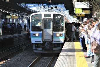 JR東日本 クモハ211形 クモハ211-1009 鉄道フォト・写真 by 鉄道のお爺さんさん ：2015年10月08日08時ごろ