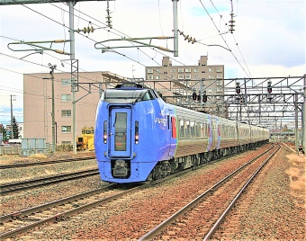 JR北海道キハ283系気動車 キハ283形 鉄道フォト・写真 by 鉄道のお爺さんさん ：2012年10月29日14時ごろ