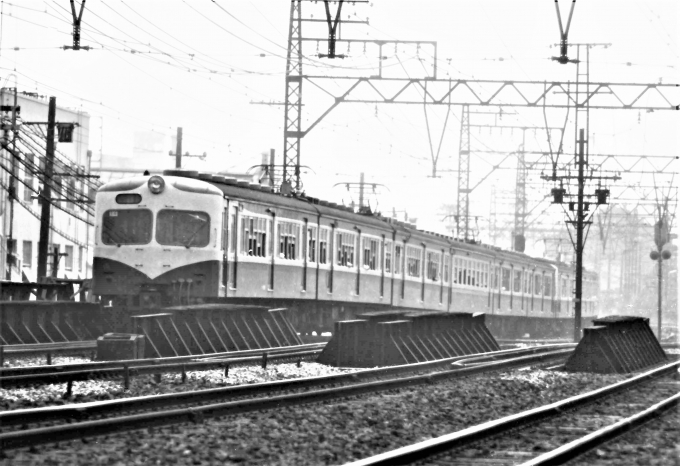 国鉄70系電車 鉄道フォト・写真 by 鉄道のお爺さんさん ：1963年07月21日00時ごろ