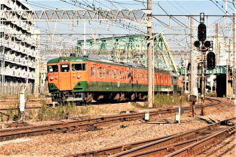 JR東日本 クハ111形 クハ111-527 鉄道フォト・写真 by 鉄道のお爺さんさん ：2005年11月18日12時ごろ
