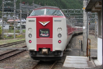 JR西日本 クハ381形 クハ381-142 鉄道フォト・写真 by 鉄道のお爺さんさん ：2016年11月06日12時ごろ