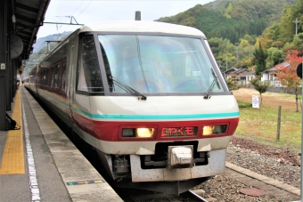 JR西日本 クロ380形 クロ380-7 鉄道フォト・写真 by 鉄道のお爺さんさん ：2016年11月06日12時ごろ