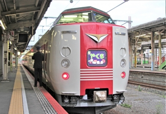 JR西日本 クロ381形 クロ381-144 鉄道フォト・写真 by 鉄道のお爺さんさん ：2017年04月10日18時ごろ