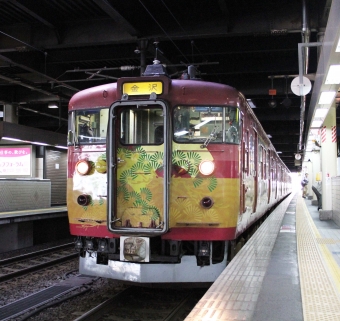 JR西日本 クハ415形 クハ415-810 鉄道フォト・写真 by 鉄道のお爺さんさん ：2014年06月14日07時ごろ