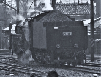 国鉄C61形蒸気機関車 C61 15 鉄道フォト・写真 by 鉄道のお爺さんさん ：1965年06月10日00時ごろ