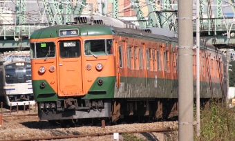 JR東日本 クハ111形 クハ111-263 鉄道フォト・写真 by 鉄道のお爺さんさん ：2005年11月18日12時ごろ
