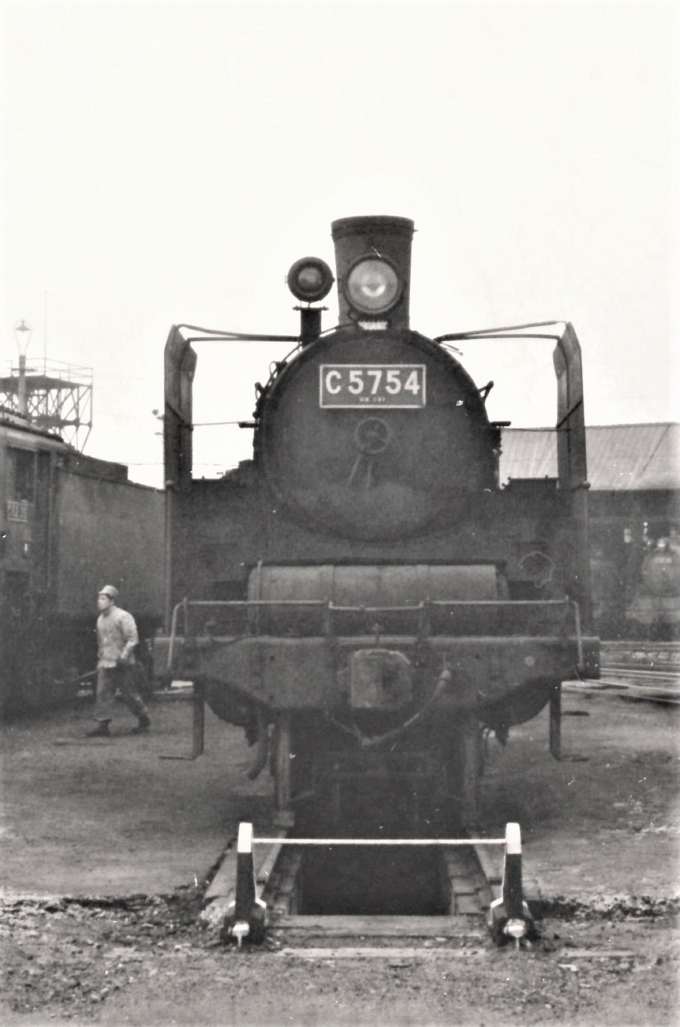 国鉄C57形蒸気機関車 Ｃ57 54 鉄道フォト・写真 by 鉄道のお爺さんさん ：1965年05月27日00時ごろ
