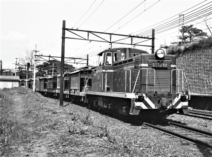 国鉄DD13形ディーゼル機関車 DD13 82 鉄道フォト・写真 by 鉄道のお爺さんさん ：1962年05月05日00時ごろ
