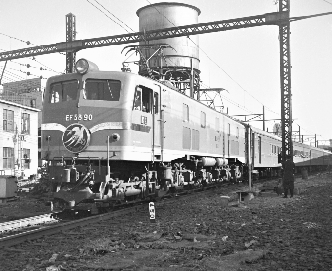 国鉄EF58形電気機関車 EF58 90 鉄道フォト・写真 by 鉄道のお爺さんさん ：1960年05月29日00時ごろ