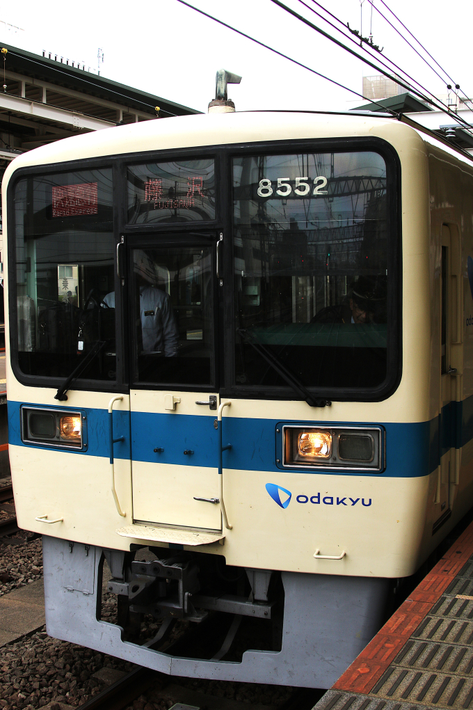 小田急8000形電車 鉄道フォト | レイルラボ(RailLab)