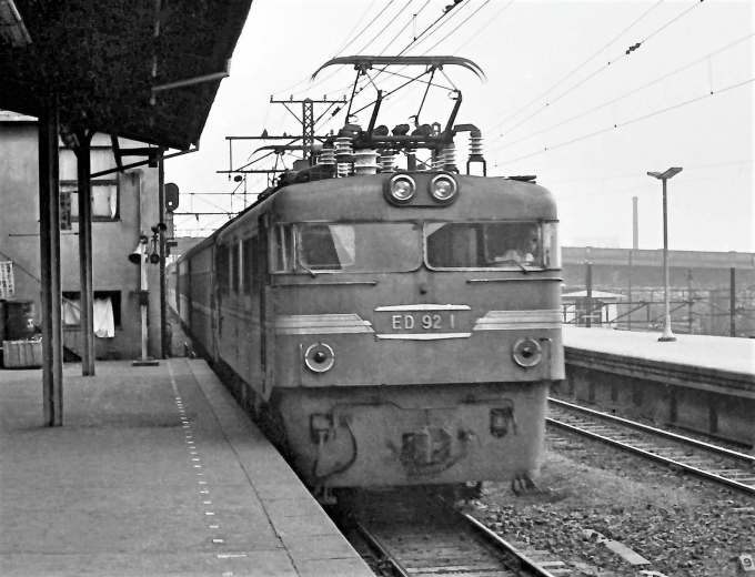 #ED92-1 電気機関車 A0201 ED92-1 電気機関車 A0201 ED92-1 電気機関車 A0201 Yahoo!オークション