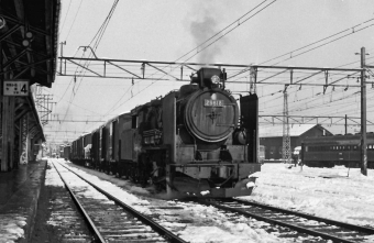 国鉄9600型蒸気機関車 29618 鉄道フォト・写真 by 鉄道のお爺さんさん 米沢駅：2021年04月12日16時ごろ