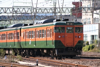 JR東日本 クハ111形 クハ111-214 鉄道フォト・写真 by 鉄道のお爺さんさん ：2005年11月18日11時ごろ