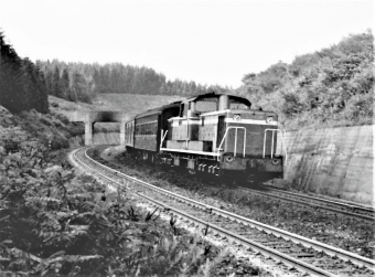 国鉄DD51形ディーゼル機関車 DD51 13 鉄道フォト・写真 by 鉄道のお爺さんさん ：1964年07月04日00時ごろ