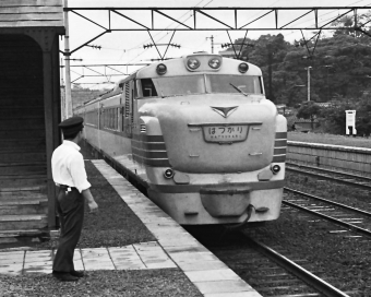 国鉄キハ80系気動車 キハ81 3 鉄道フォト・写真 by 鉄道のお爺さんさん ：1965年07月25日00時ごろ