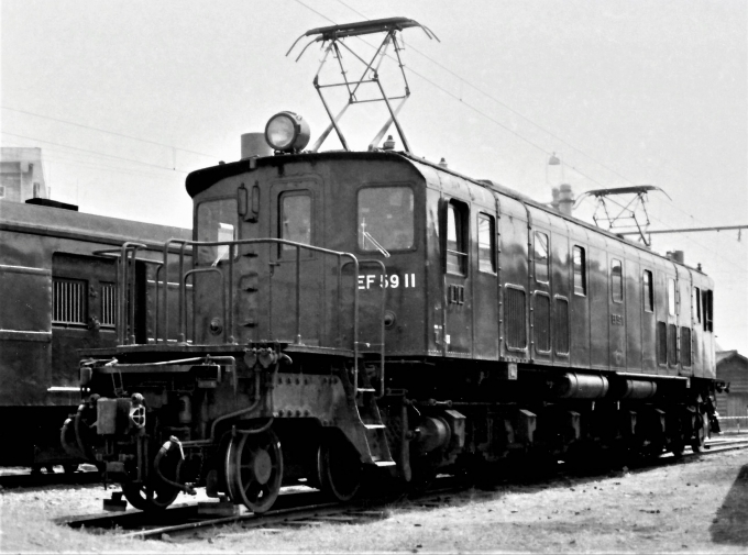 国鉄EF59形電気機関車 EF59 11 鉄道フォト・写真 by 鉄道のお爺さんさん ：1985年03月24日00時ごろ