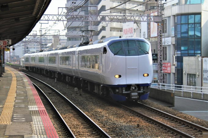 JR西日本281系電車 クロ280形(Tsc') 特急「はるか」 鉄道フォト・写真 by 鉄道のお爺さんさん ：2014年06月15日17時ごろ
