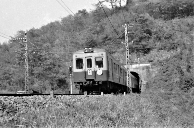 鉄道フォト・写真：小田急電鉄クハ2400形電車 渋沢駅 鉄道フォト・写真 by 鉄道のお爺さんさん - 撮影日 1962/11/03 00:00