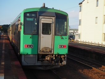 JR西日本 キハ120形 キハ120-350 鉄道フォト・写真 by Tsurugi2999さん 西富山駅：2021年05月30日17時ごろ