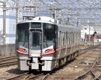JR西日本 クハ520形 クハ520-106 鉄道フォト・写真 by sukimaさん 金沢駅 (JR)：2024年02月11日13時ごろ