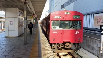 JR西日本 103系電車 クモハ103形(Mc) 鉄道フォト・写真 by とりかまさん 姫路駅：2023年04月16日07時ごろ