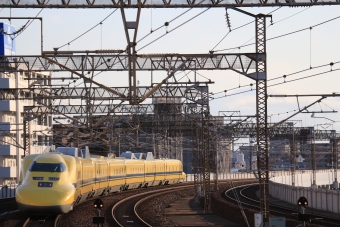 JR西日本 鉄道フォト・写真 by カフェラテさん 岡山駅：2021年04月14日17時ごろ