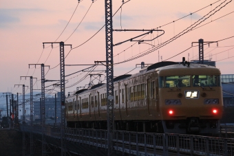 JR西日本 鉄道フォト・写真 by カフェラテさん ：2021年02月13日06時ごろ