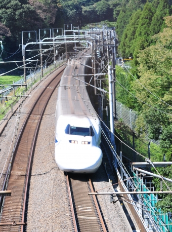 JR西日本 300系新幹線 鉄道フォト・写真 by kimi-niさん 米原駅 (JR)：2009年10月04日11時ごろ