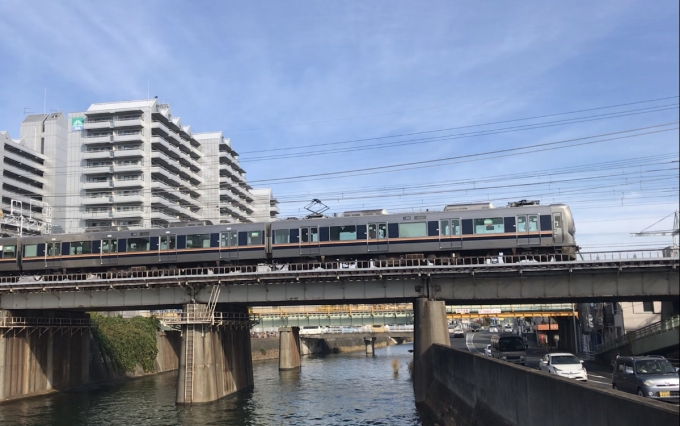 JR西日本321系電車 クモハ321形(Mc) 鉄道フォト・写真 by 山陽5632F/utさん 垂水駅：2021年11月06日09時ごろ