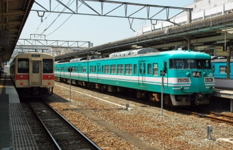 JR西日本 国鉄117系電車 鉄道フォト・写真 by シーホース21さん 和歌山駅 (JR)：2008年07月12日10時ごろ