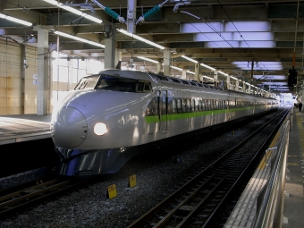 JR西日本 0系新幹線電車 22形(M'c) 22-7004 鉄道フォト・写真 by たごさくさん 広島駅：2008年02月03日17時ごろ