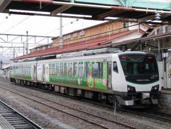JR東日本 HB-E301形 HB-E301-2 鉄道フォト・写真 by namioさん 信濃大町駅：2021年04月18日16時ごろ