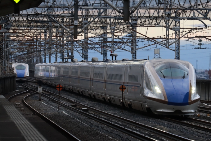 JR西日本 E7・W7系新幹線電車 E723形(T1c) かがやき(新幹線) W723-109 鉄道フォト・写真 by 北坂戸さん ：2022年12月11日15時ごろ
