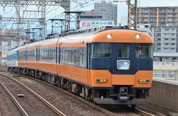 鉄道フォト・写真：近畿日本鉄道 近鉄12200系電車 あおぞらⅡ 俊徳道駅 鉄道フォト・写真 by トミーさん - 撮影日 2021/07/16 15:11