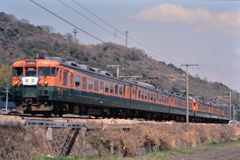 JR西日本 国鉄165系電車 鷲羽 鉄道フォト・写真 by トミーさん ：2002年03月30日00時ごろ