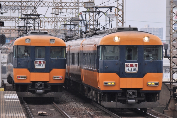 鉄道フォト・写真：近畿日本鉄道 近鉄12200系 スナックカー 俊徳道駅 鉄道フォト・写真 by トミーさん - 撮影日 2020/02/08 12:38