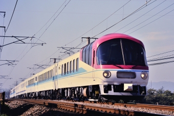 JR西日本 国鉄キハ65形気動車（改造） リゾート鳥取、その他 鉄道フォト・写真 by トミーさん ：2001年10月14日00時ごろ